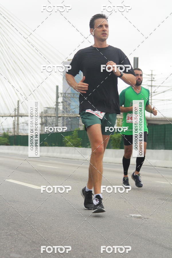 Buy your photos of the eventSantander Track & Field Run Series - Shopping Eldorado on Fotop