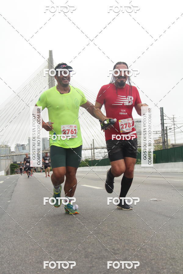 Buy your photos of the eventSantander Track & Field Run Series - Shopping Eldorado on Fotop