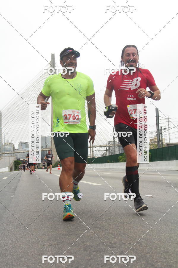 Buy your photos of the eventSantander Track & Field Run Series - Shopping Eldorado on Fotop