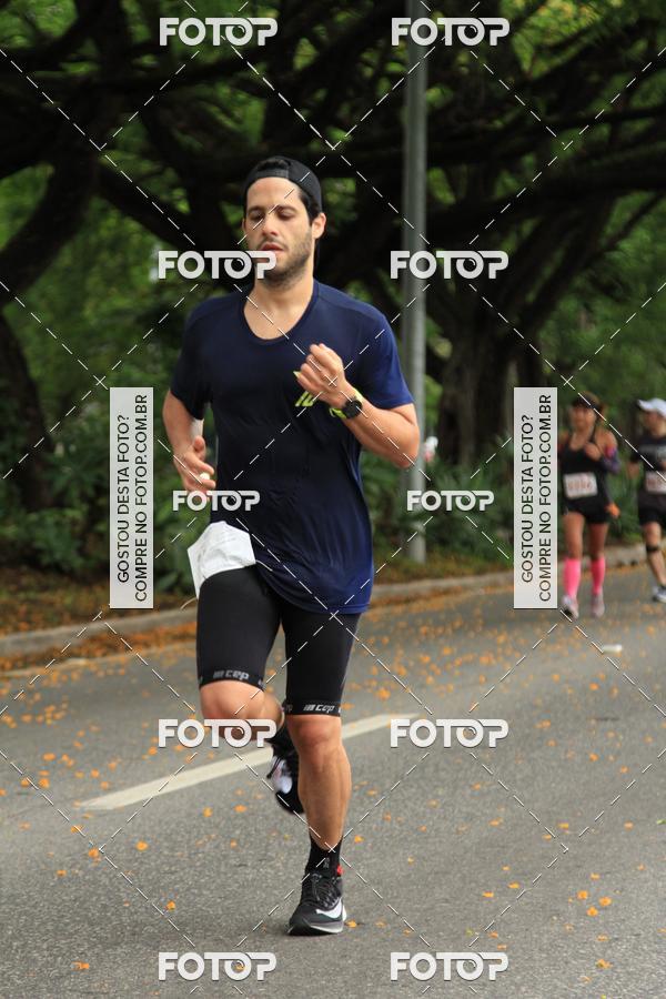Buy your photos of the eventSantander Track & Field Run Series - Shopping Eldorado on Fotop