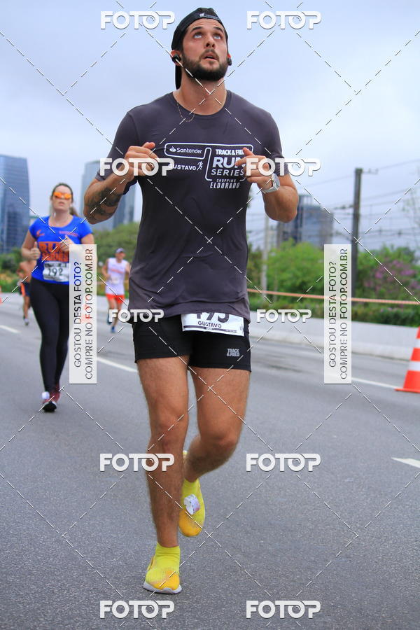 Buy your photos of the eventSantander Track & Field Run Series - Shopping Eldorado on Fotop