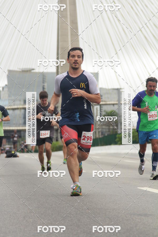 Buy your photos of the eventSantander Track & Field Run Series - Shopping Eldorado on Fotop