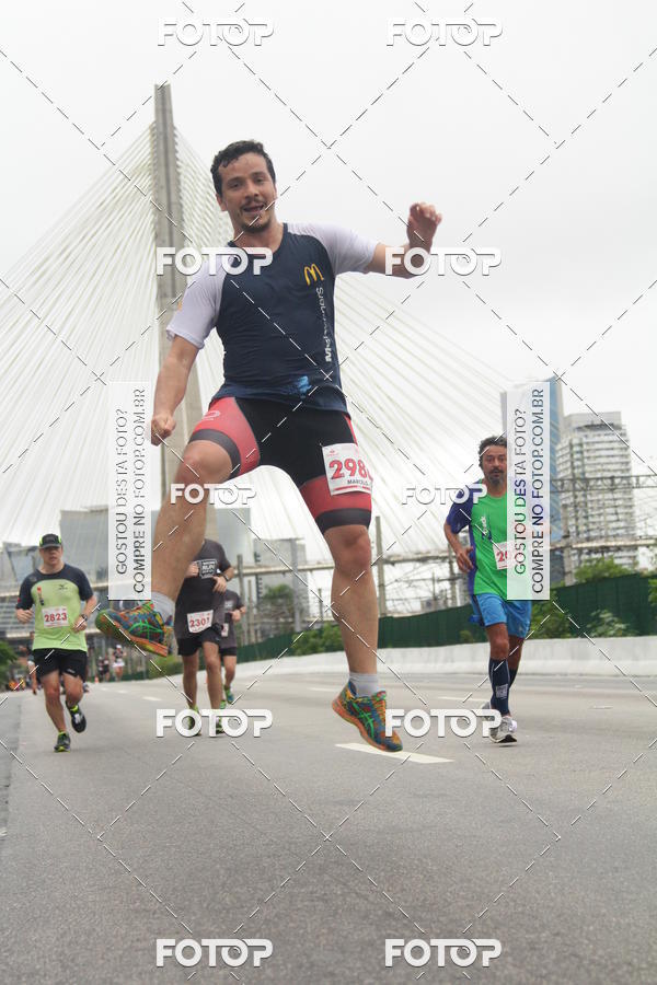 Buy your photos of the eventSantander Track & Field Run Series - Shopping Eldorado on Fotop