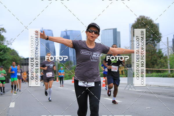 Buy your photos of the eventSantander Track & Field Run Series - Shopping Eldorado on Fotop