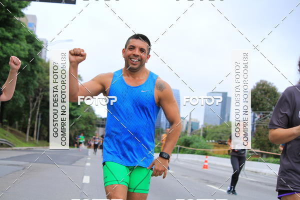 Buy your photos of the eventSantander Track & Field Run Series - Shopping Eldorado on Fotop