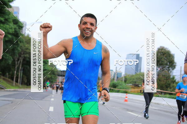 Buy your photos of the eventSantander Track & Field Run Series - Shopping Eldorado on Fotop