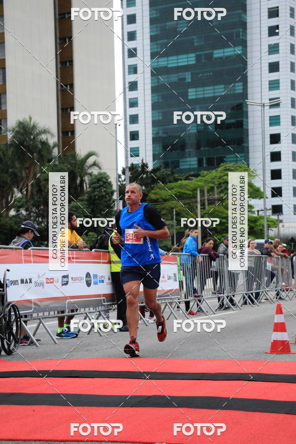 Buy your photos of the eventSantander Track & Field Run Series - Shopping Eldorado on Fotop