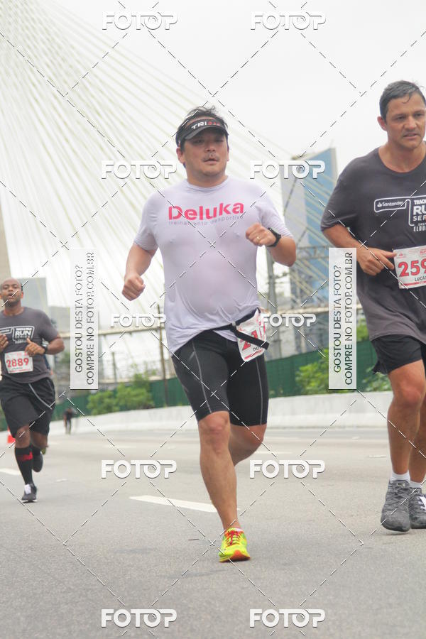 Buy your photos of the eventSantander Track & Field Run Series - Shopping Eldorado on Fotop