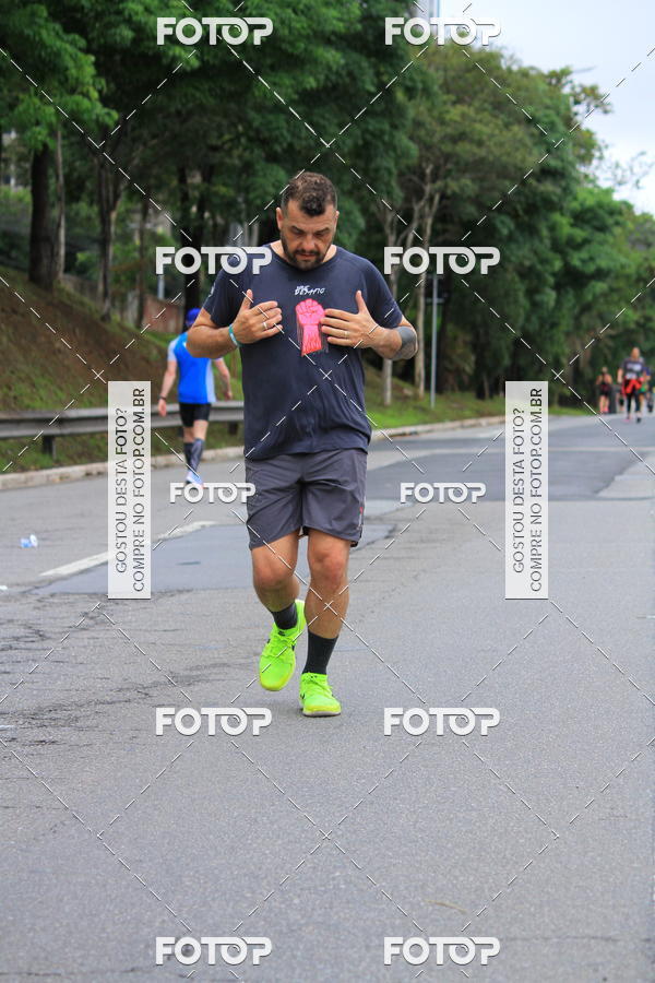 Buy your photos of the eventSantander Track & Field Run Series - Shopping Eldorado on Fotop