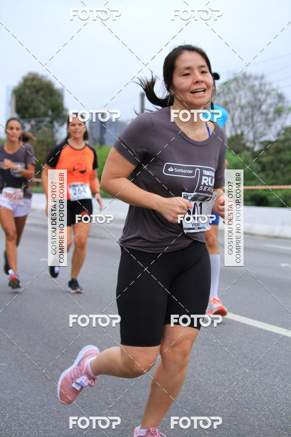 Buy your photos of the eventSantander Track & Field Run Series - Shopping Eldorado on Fotop