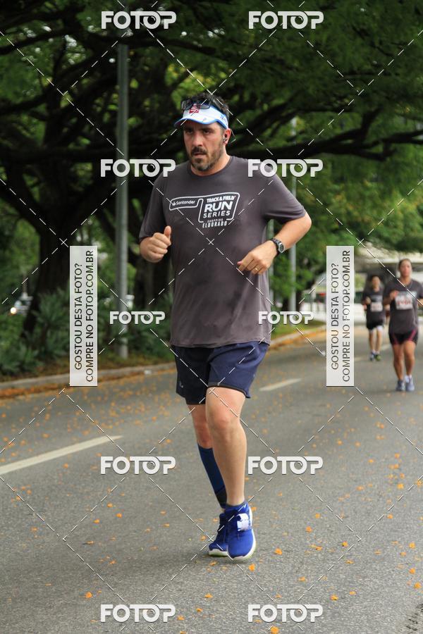 Buy your photos of the eventSantander Track & Field Run Series - Shopping Eldorado on Fotop