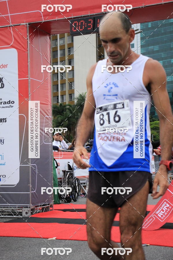 Buy your photos of the eventSantander Track & Field Run Series - Shopping Eldorado on Fotop