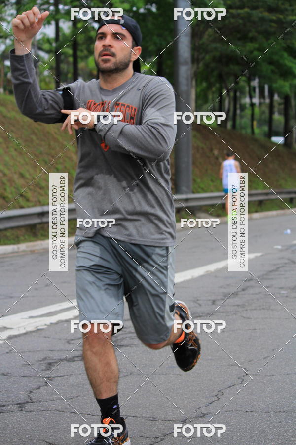 Buy your photos of the eventSantander Track & Field Run Series - Shopping Eldorado on Fotop