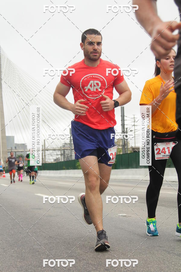 Buy your photos of the eventSantander Track & Field Run Series - Shopping Eldorado on Fotop