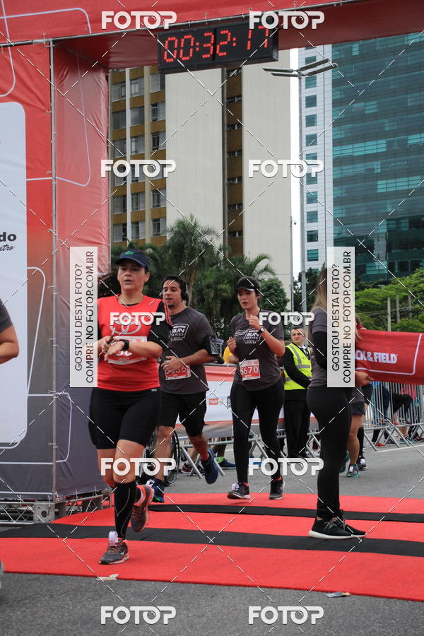 Buy your photos of the eventSantander Track & Field Run Series - Shopping Eldorado on Fotop