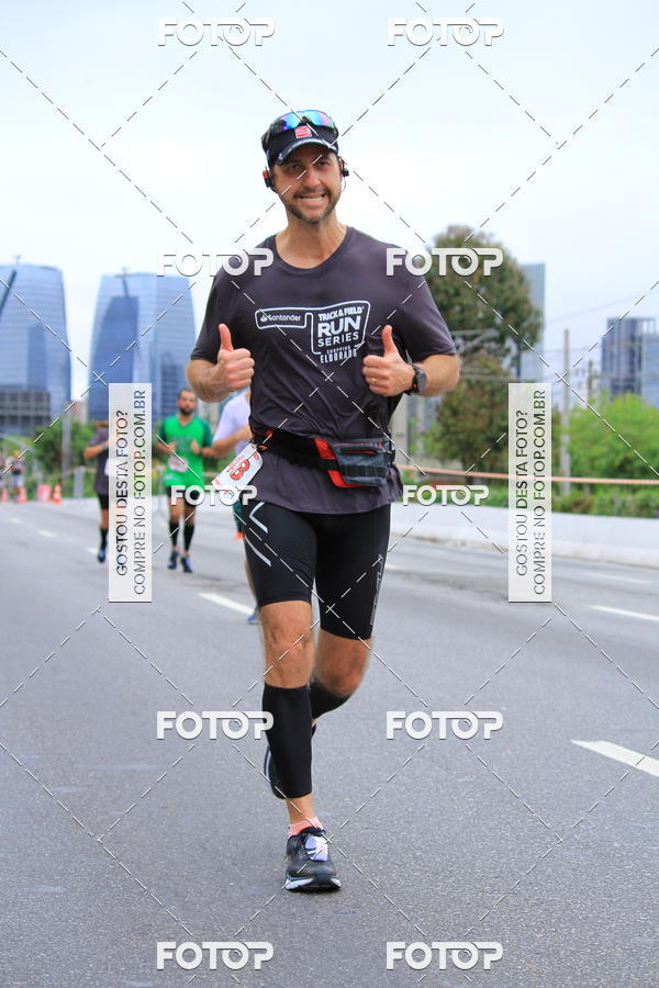 Buy your photos of the eventSantander Track & Field Run Series - Shopping Eldorado on Fotop