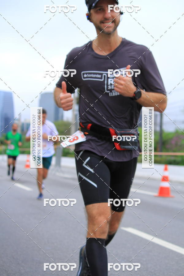 Buy your photos of the eventSantander Track & Field Run Series - Shopping Eldorado on Fotop