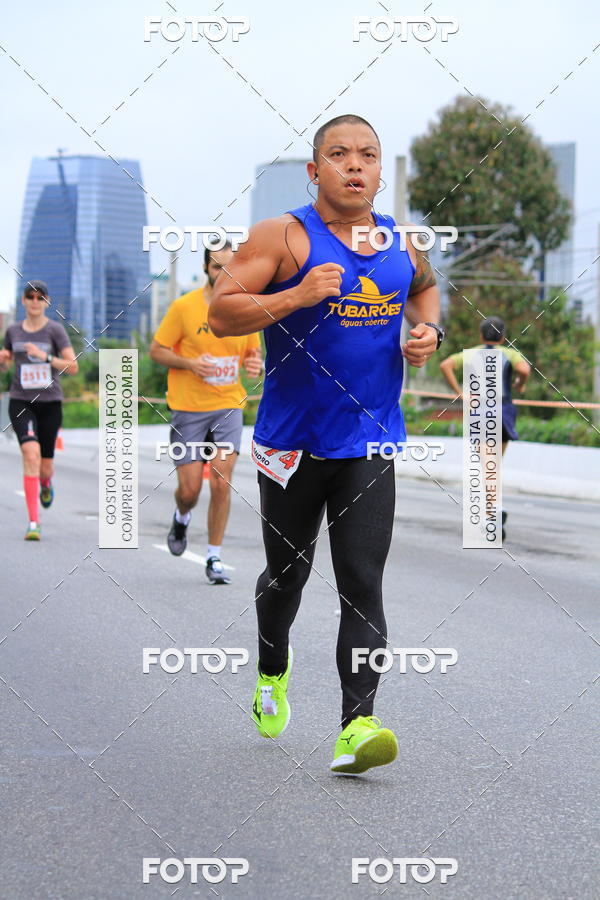 Buy your photos of the eventSantander Track & Field Run Series - Shopping Eldorado on Fotop