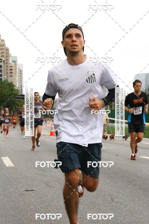 Buy your photos of the eventSantander Track & Field Run Series - Shopping Eldorado on Fotop