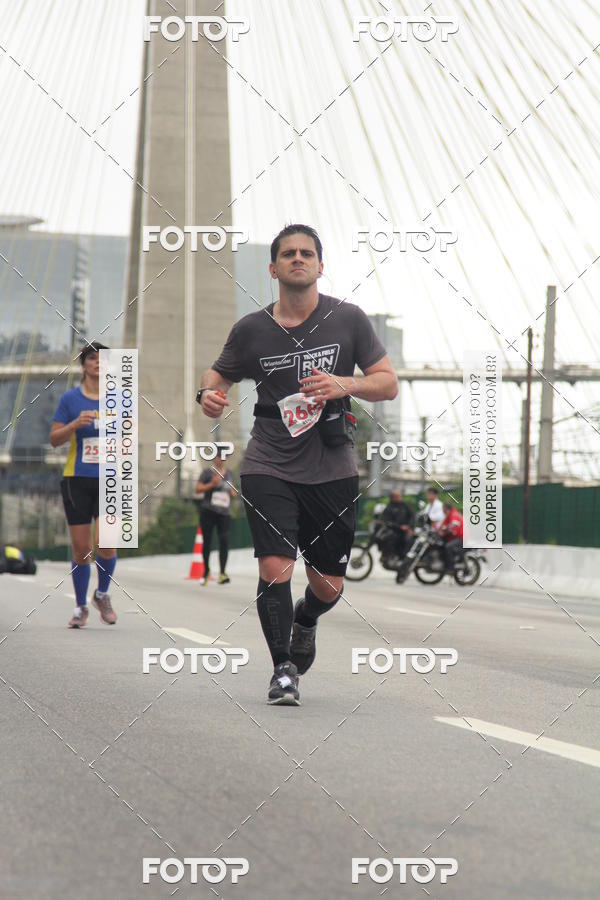 Buy your photos of the eventSantander Track & Field Run Series - Shopping Eldorado on Fotop