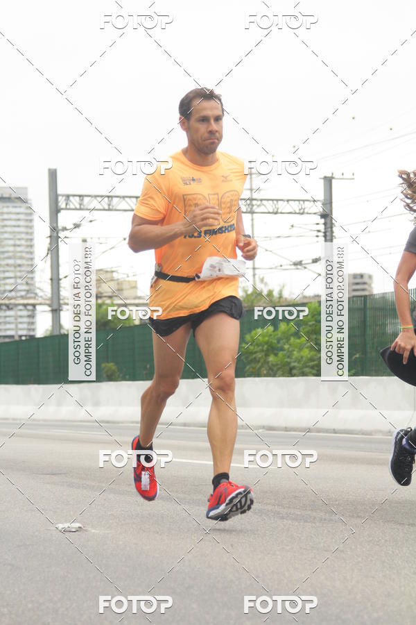 Buy your photos of the eventSantander Track & Field Run Series - Shopping Eldorado on Fotop