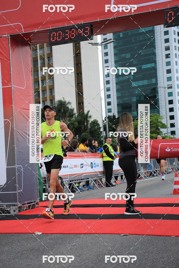 Buy your photos of the eventSantander Track & Field Run Series - Shopping Eldorado on Fotop