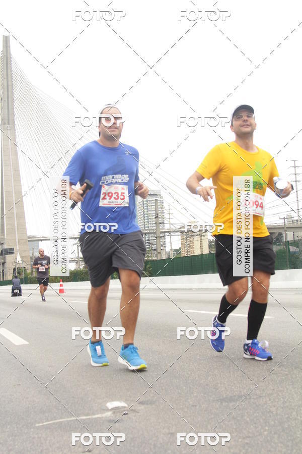 Buy your photos of the eventSantander Track & Field Run Series - Shopping Eldorado on Fotop