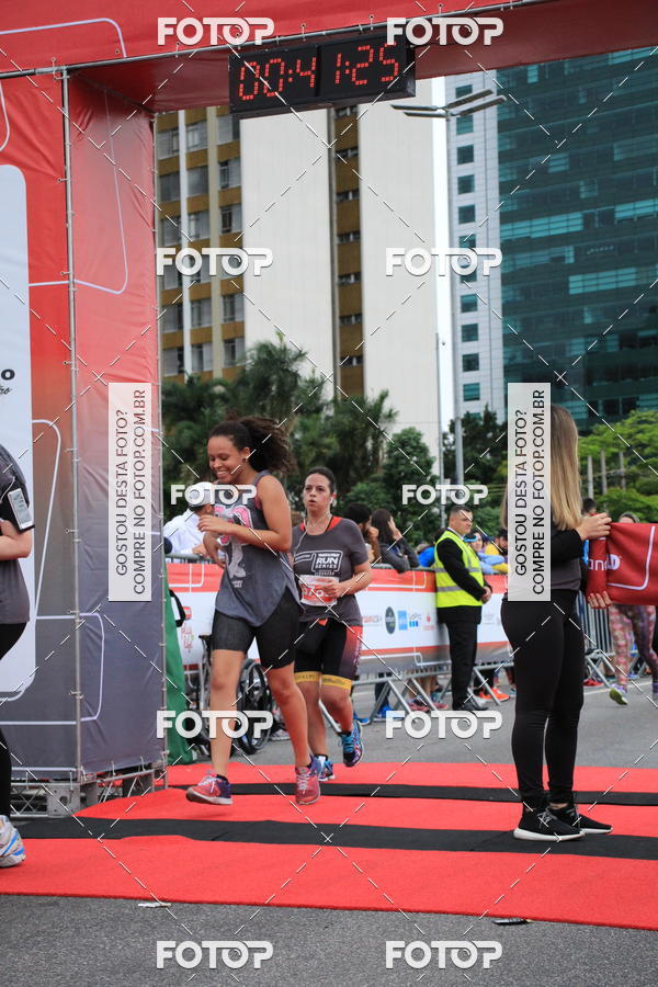 Buy your photos of the eventSantander Track & Field Run Series - Shopping Eldorado on Fotop