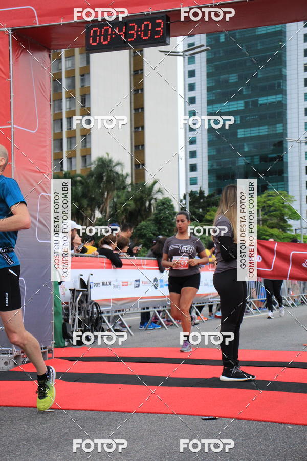 Buy your photos of the eventSantander Track & Field Run Series - Shopping Eldorado on Fotop