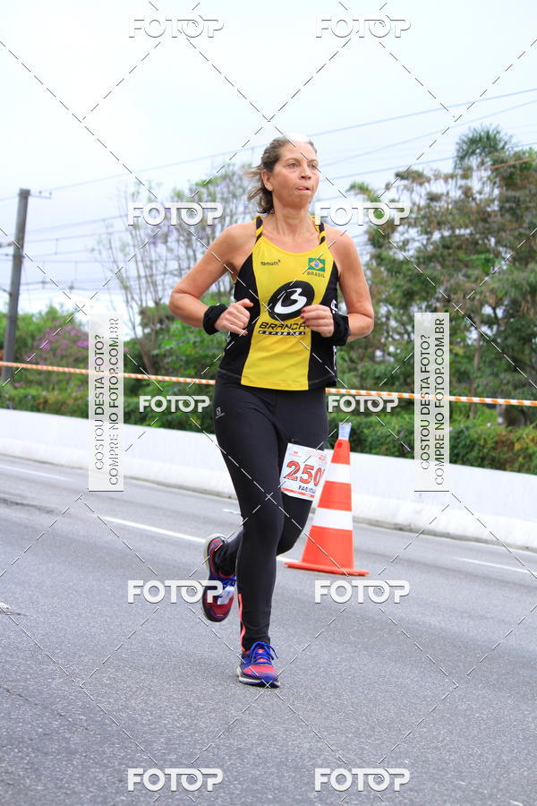 Buy your photos of the eventSantander Track & Field Run Series - Shopping Eldorado on Fotop