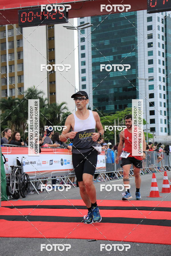 Buy your photos of the eventSantander Track & Field Run Series - Shopping Eldorado on Fotop