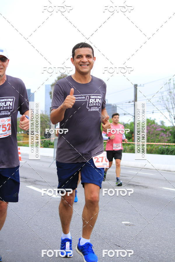Buy your photos of the eventSantander Track & Field Run Series - Shopping Eldorado on Fotop