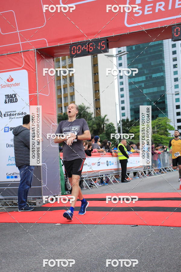 Buy your photos of the eventSantander Track & Field Run Series - Shopping Eldorado on Fotop