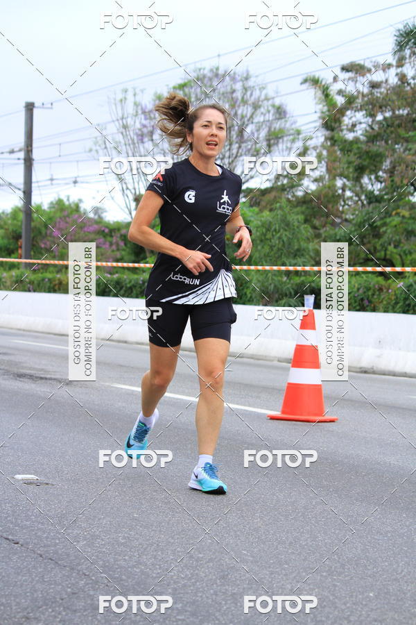 Buy your photos of the eventSantander Track & Field Run Series - Shopping Eldorado on Fotop