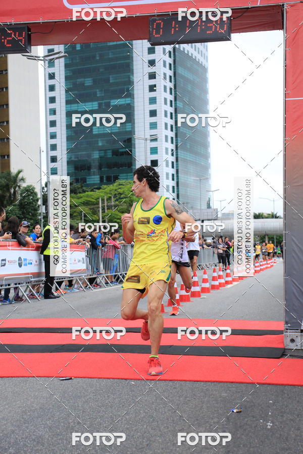 Buy your photos of the eventSantander Track & Field Run Series - Shopping Eldorado on Fotop