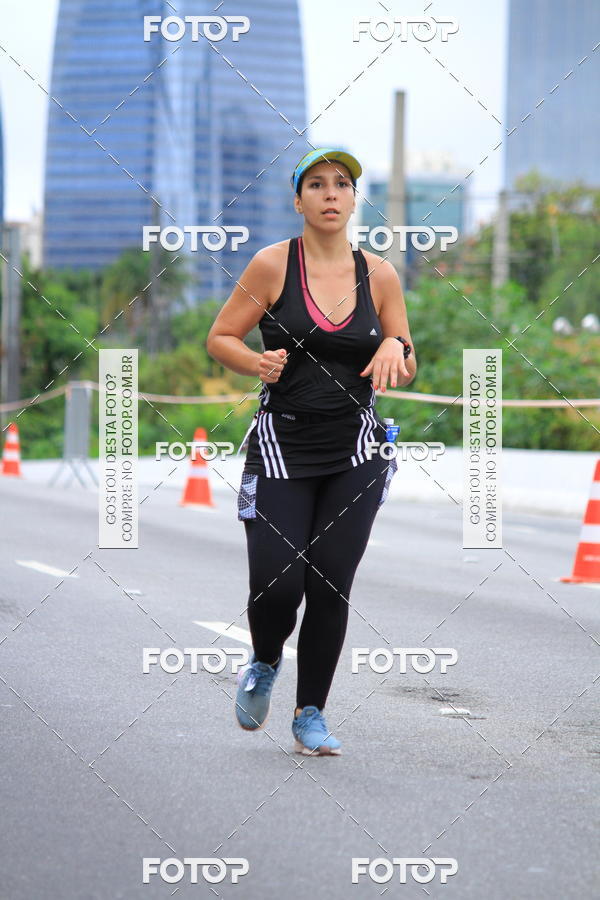 Buy your photos of the eventSantander Track & Field Run Series - Shopping Eldorado on Fotop