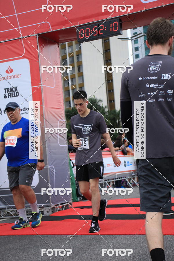 Buy your photos of the eventSantander Track & Field Run Series - Shopping Eldorado on Fotop