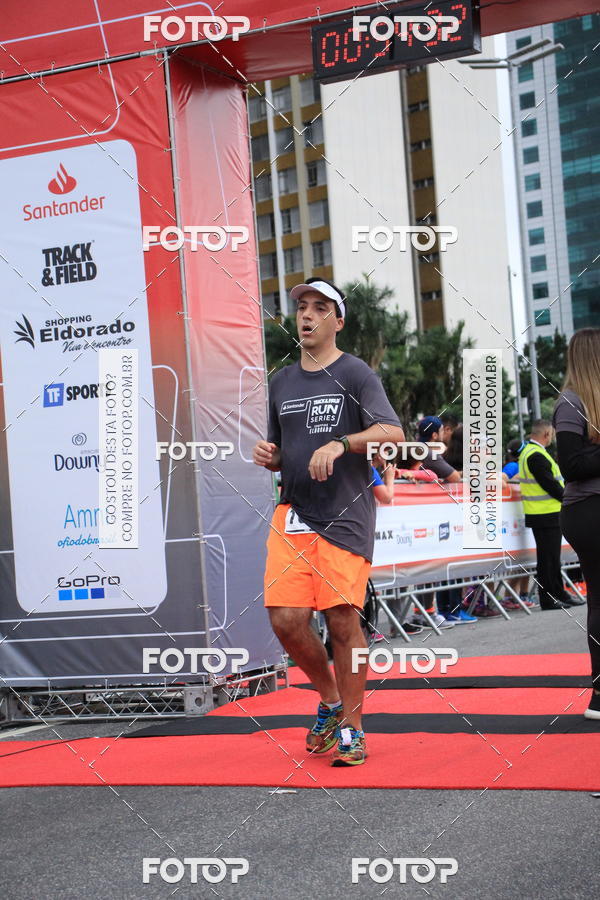 Buy your photos of the eventSantander Track & Field Run Series - Shopping Eldorado on Fotop