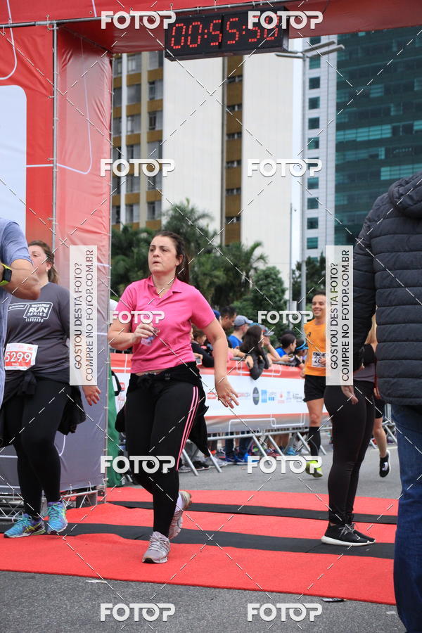 Buy your photos of the eventSantander Track & Field Run Series - Shopping Eldorado on Fotop