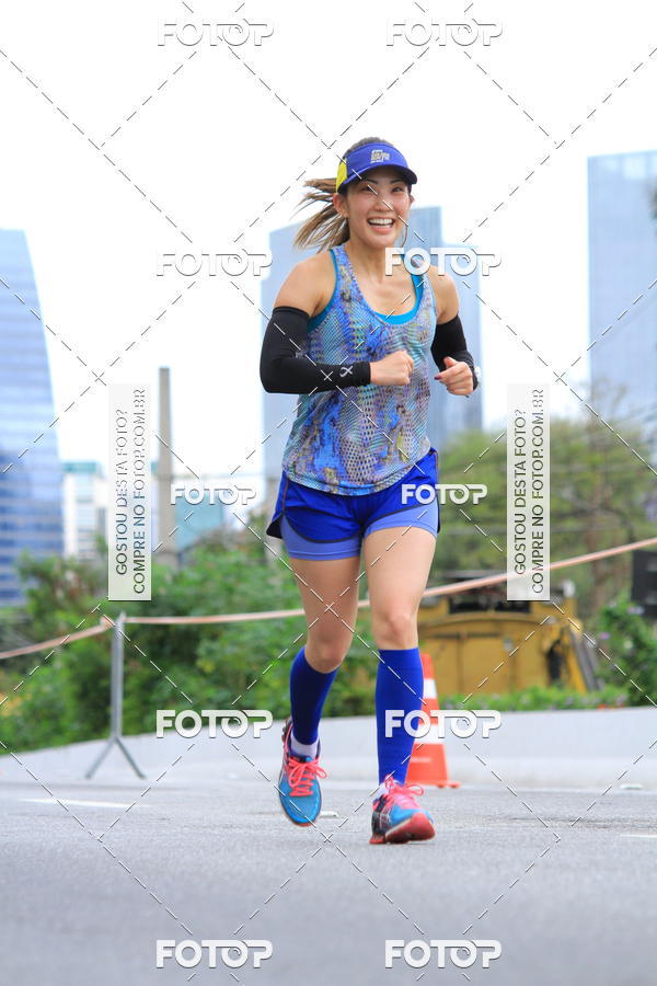 Buy your photos of the eventSantander Track & Field Run Series - Shopping Eldorado on Fotop