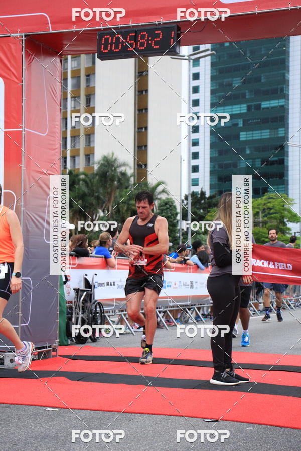 Buy your photos of the eventSantander Track & Field Run Series - Shopping Eldorado on Fotop