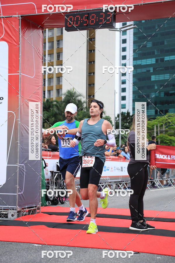 Buy your photos of the eventSantander Track & Field Run Series - Shopping Eldorado on Fotop