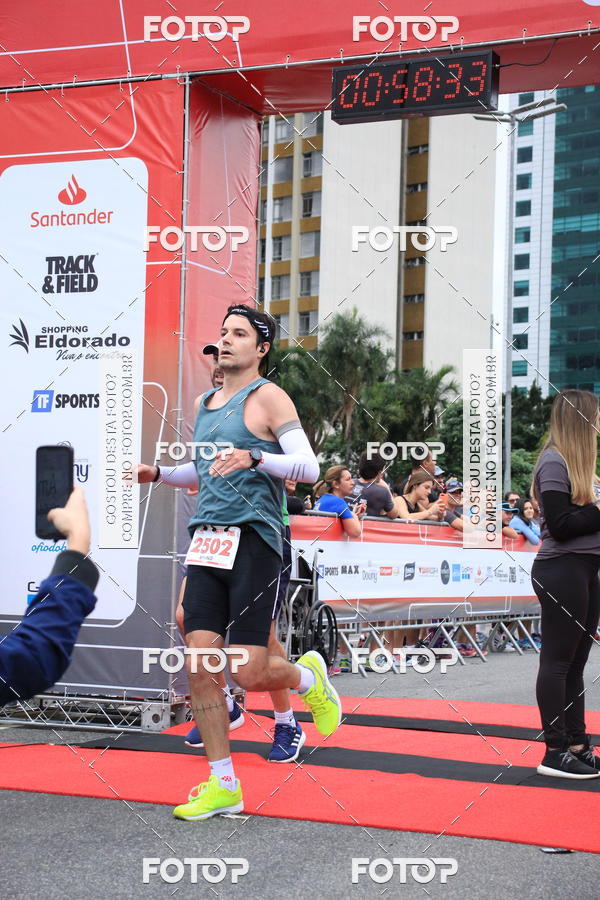 Buy your photos of the eventSantander Track & Field Run Series - Shopping Eldorado on Fotop