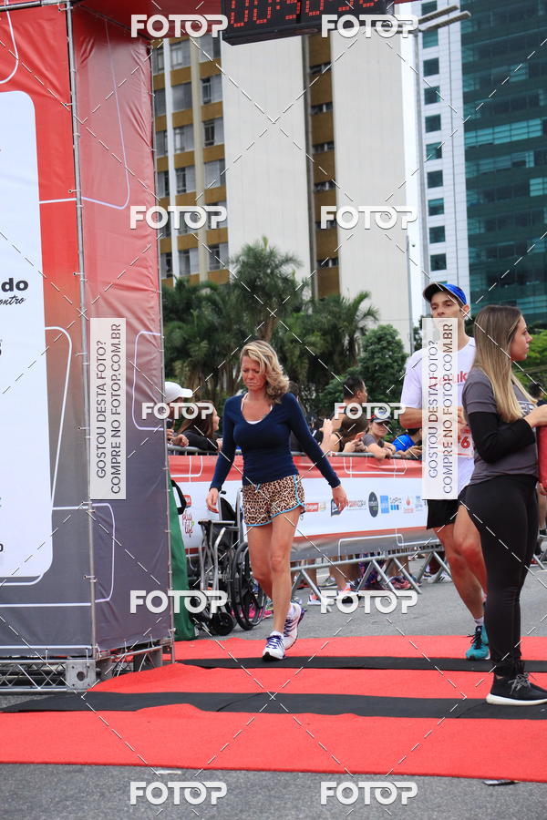 Buy your photos of the eventSantander Track & Field Run Series - Shopping Eldorado on Fotop