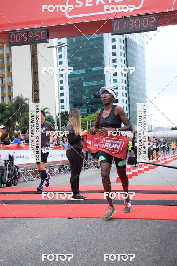 Buy your photos of the eventSantander Track & Field Run Series - Shopping Eldorado on Fotop