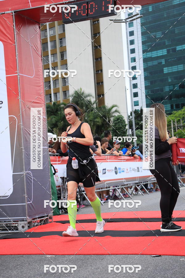 Buy your photos of the eventSantander Track & Field Run Series - Shopping Eldorado on Fotop