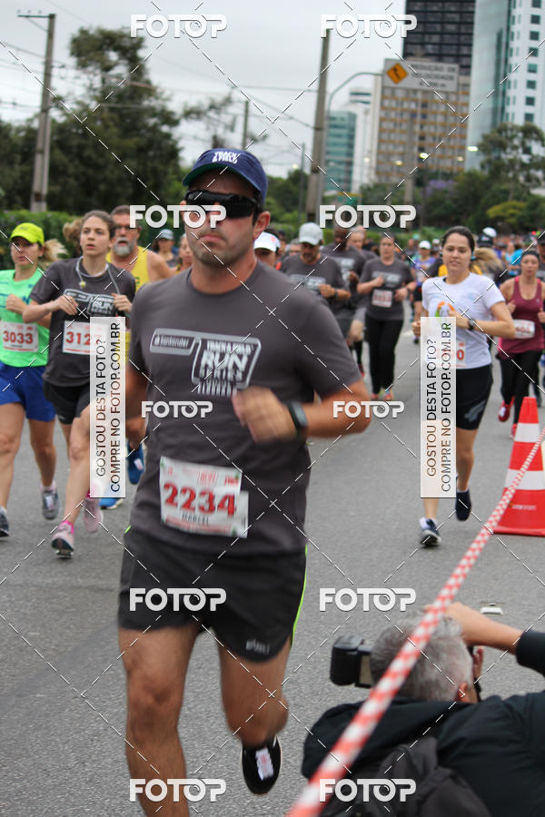 Buy your photos of the eventSantander Track & Field Run Series - Shopping Eldorado on Fotop