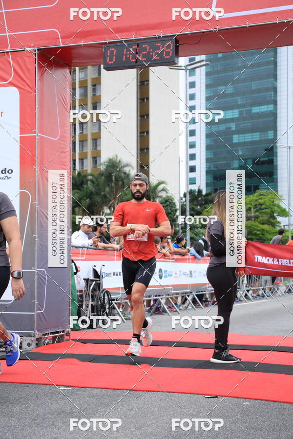 Buy your photos of the eventSantander Track & Field Run Series - Shopping Eldorado on Fotop