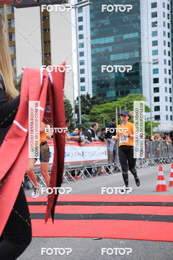 Buy your photos of the eventSantander Track & Field Run Series - Shopping Eldorado on Fotop