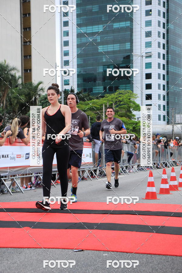 Buy your photos of the eventSantander Track & Field Run Series - Shopping Eldorado on Fotop